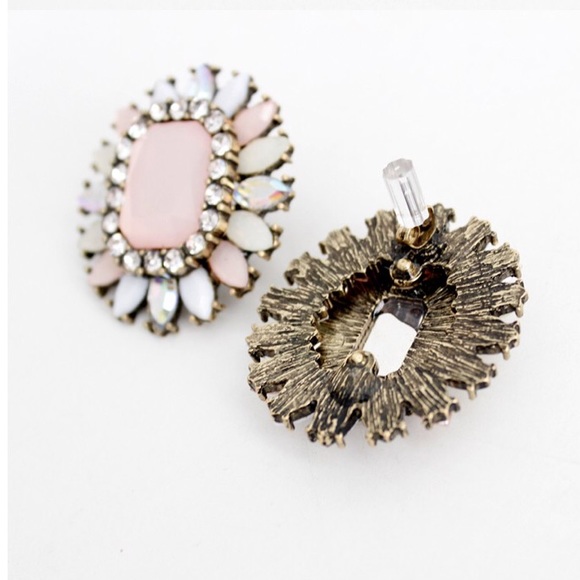 AYANA Opal Stone Earrings - Picture 6 of 8